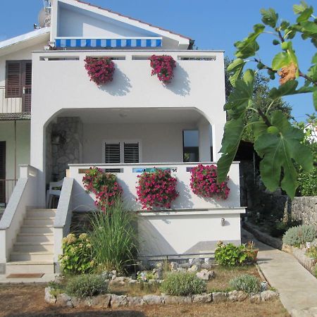 Vila Kraljica Malinska Εξωτερικό φωτογραφία