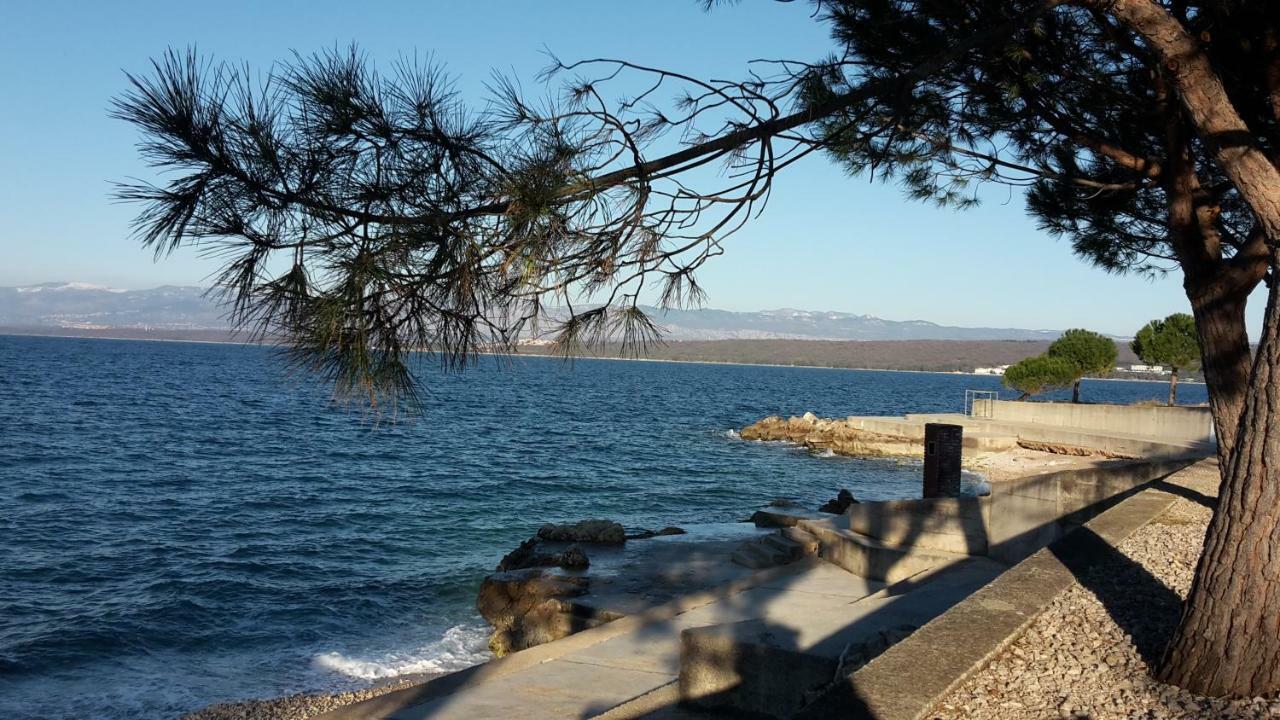 Vila Kraljica Malinska Εξωτερικό φωτογραφία