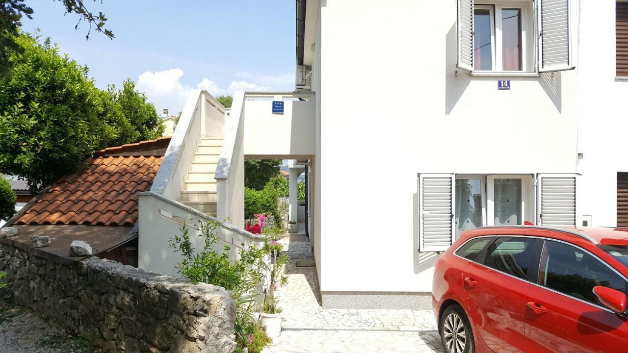 Vila Kraljica Malinska Εξωτερικό φωτογραφία